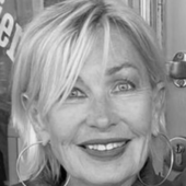 Hannelore MOLTHAN