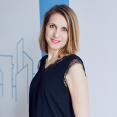 Julie GARNIER