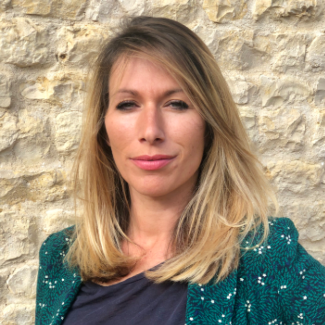 IAD Jennifer HARIVEL