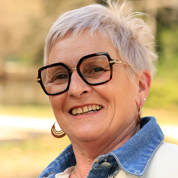 IAD Christine CASTILLON