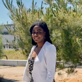 Evelyne BLANCHE KENGOUA