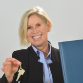 Helle BUUS
