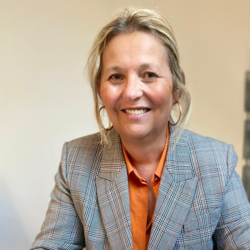 IAD Catherine Logghe