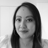 Kelly VANG