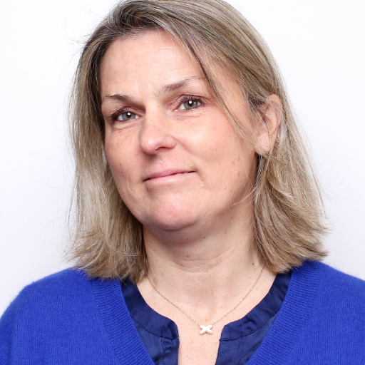 IAD Julia Merias Caraës