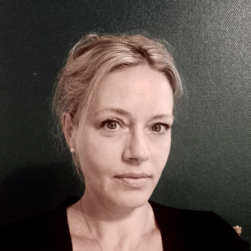 IAD Carine Gennesseaux