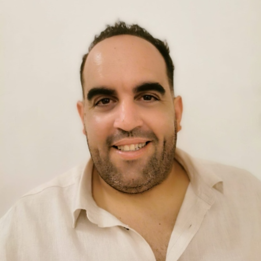 André Bernardes