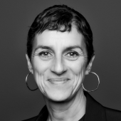 Emmanuelle HOUGUET