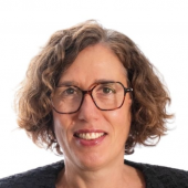 Anne GUILLOU