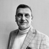 Michel CHAUVEAU