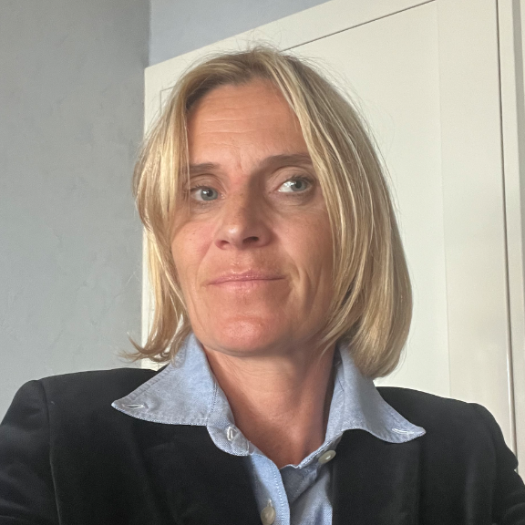 IAD Jennifer Briet