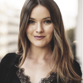 Laura MAYER
