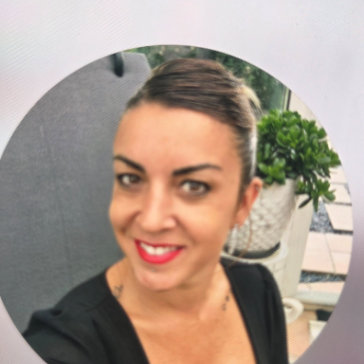 IAD Julie Glommeau