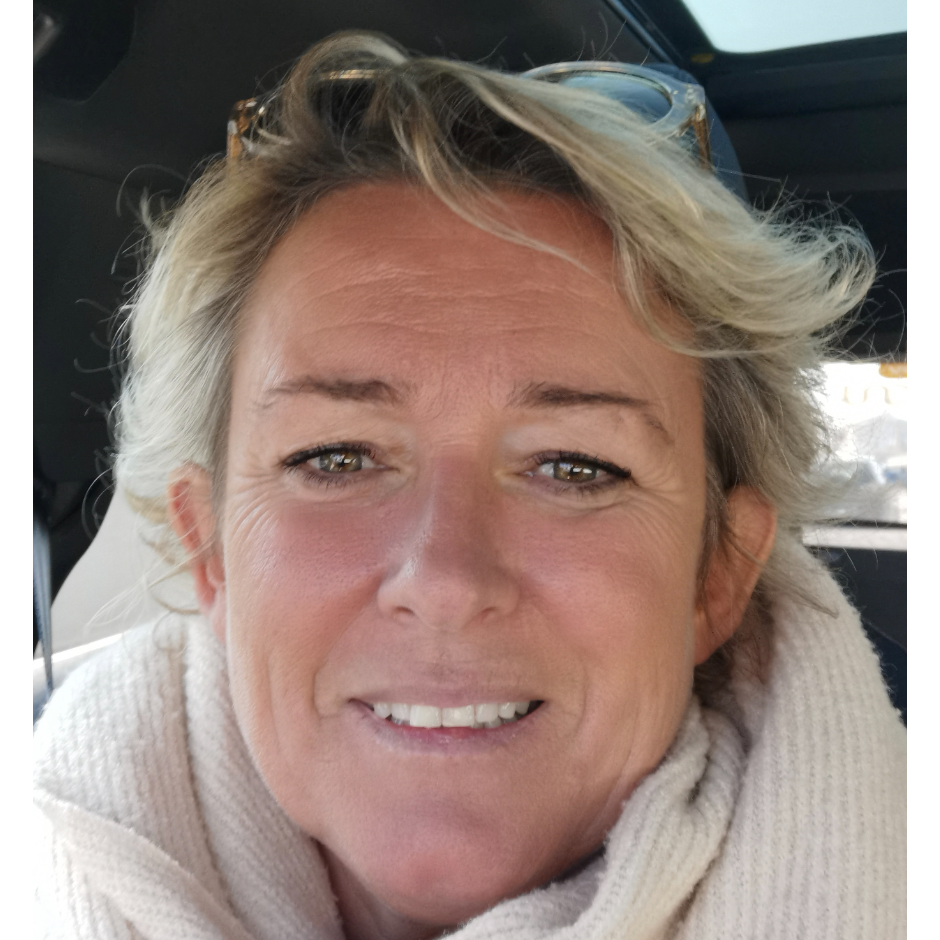 IAD Céline Caillat
