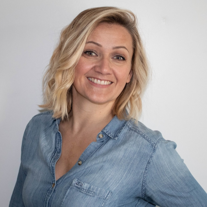 IAD Célia WAREMBOURG