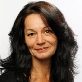Jennifer FAVREAU