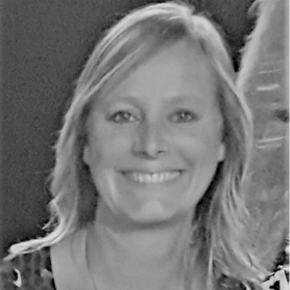 IAD Caroline Barral