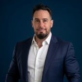 Victor DE MACEDO