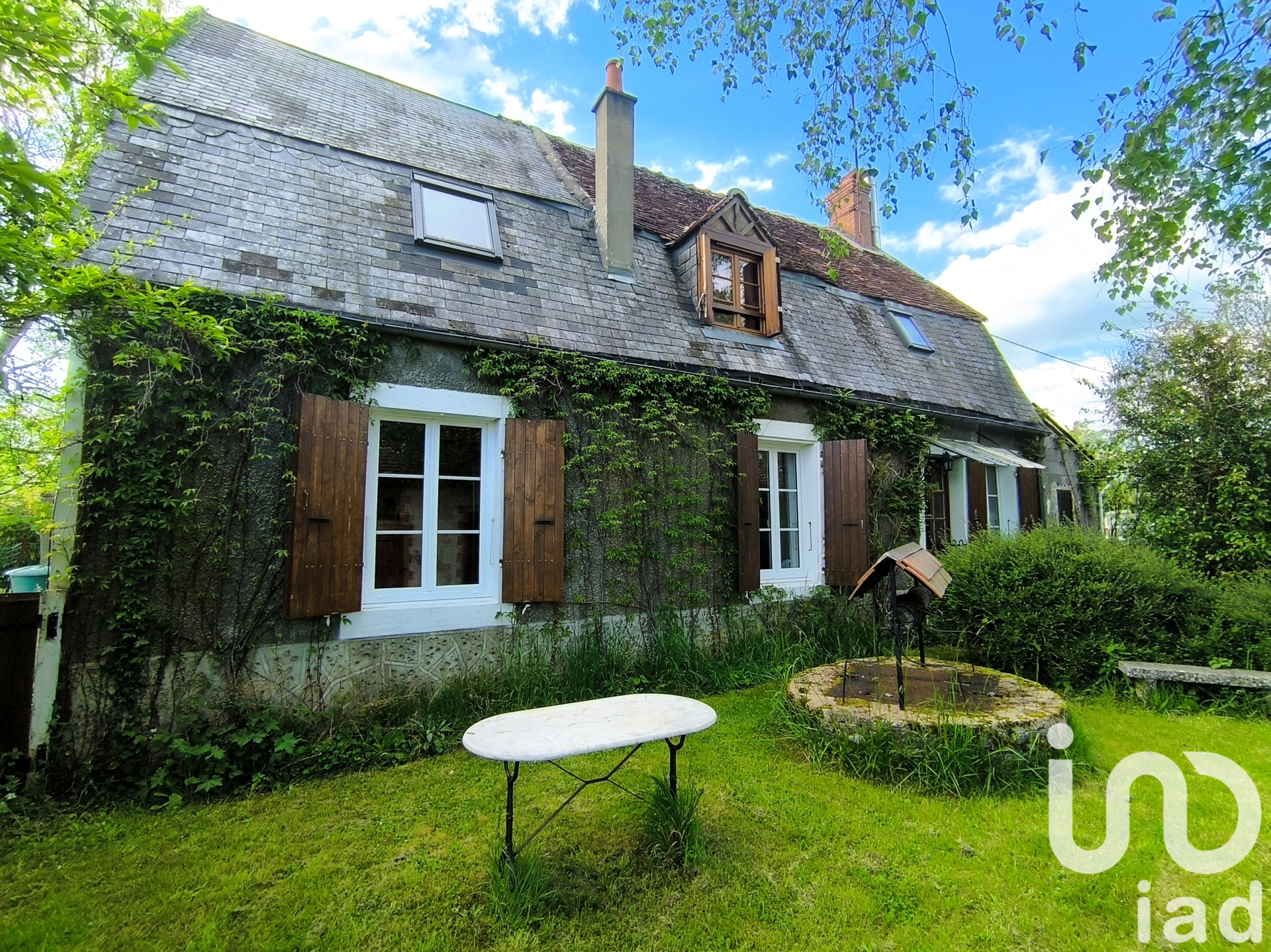 Maison de campagne 4 pièces de 86 m² à Biches (58110)