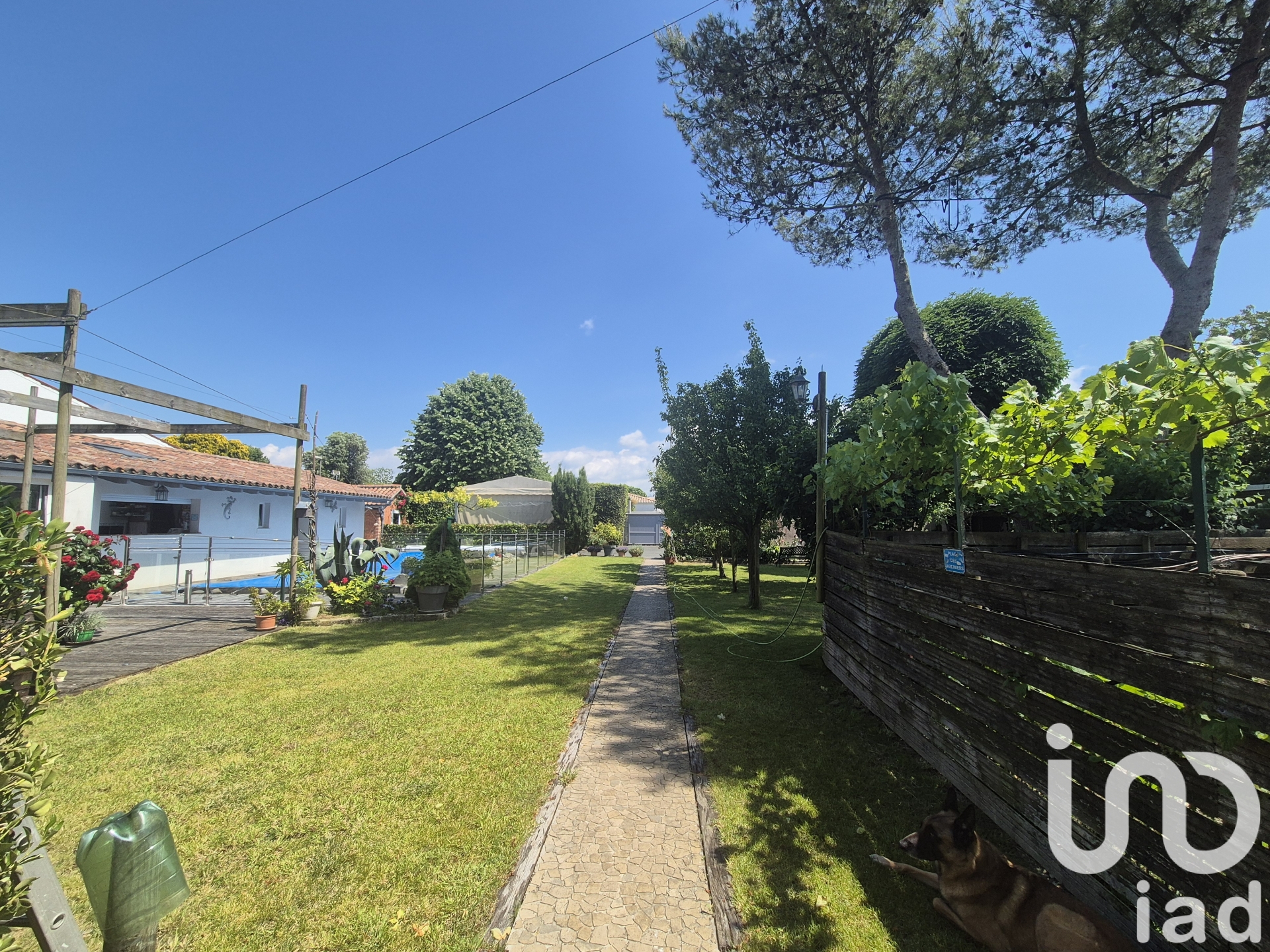 Vente maison à Bourgneuf (17220) : demeure 14 pièces 574 m² - 2102306 — 19