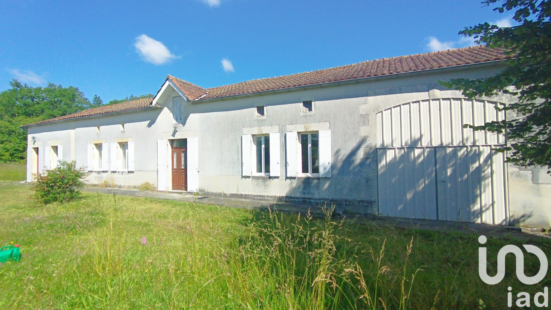 Maison à vendre à Saint-Ciers-Champagne — 249 900 € — IAD France