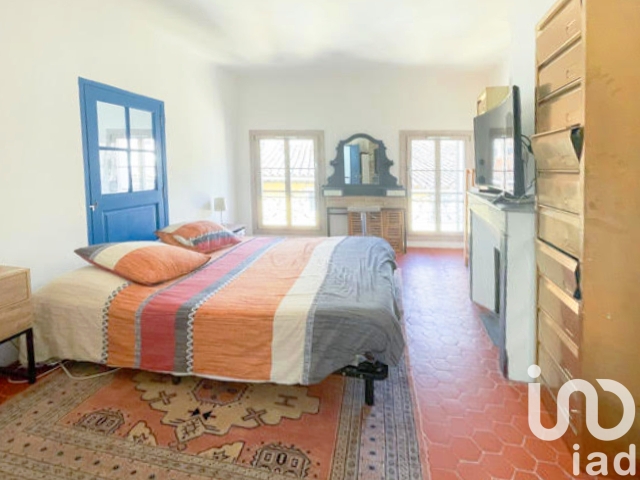 Vente maison à Signes (83870) : maison de ville 8 pièces 170 m² - 1817529 — 8