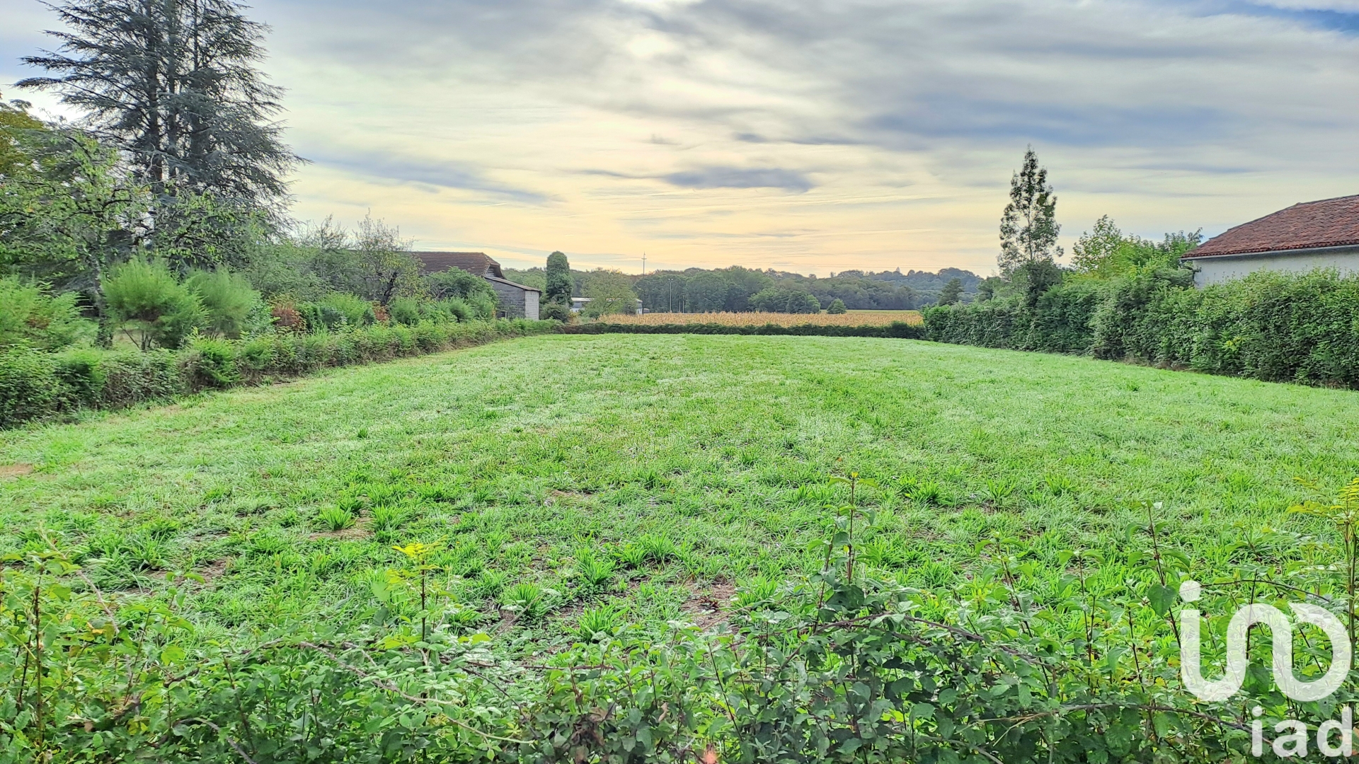 Vente Terrain à bâtir 2 100 m²