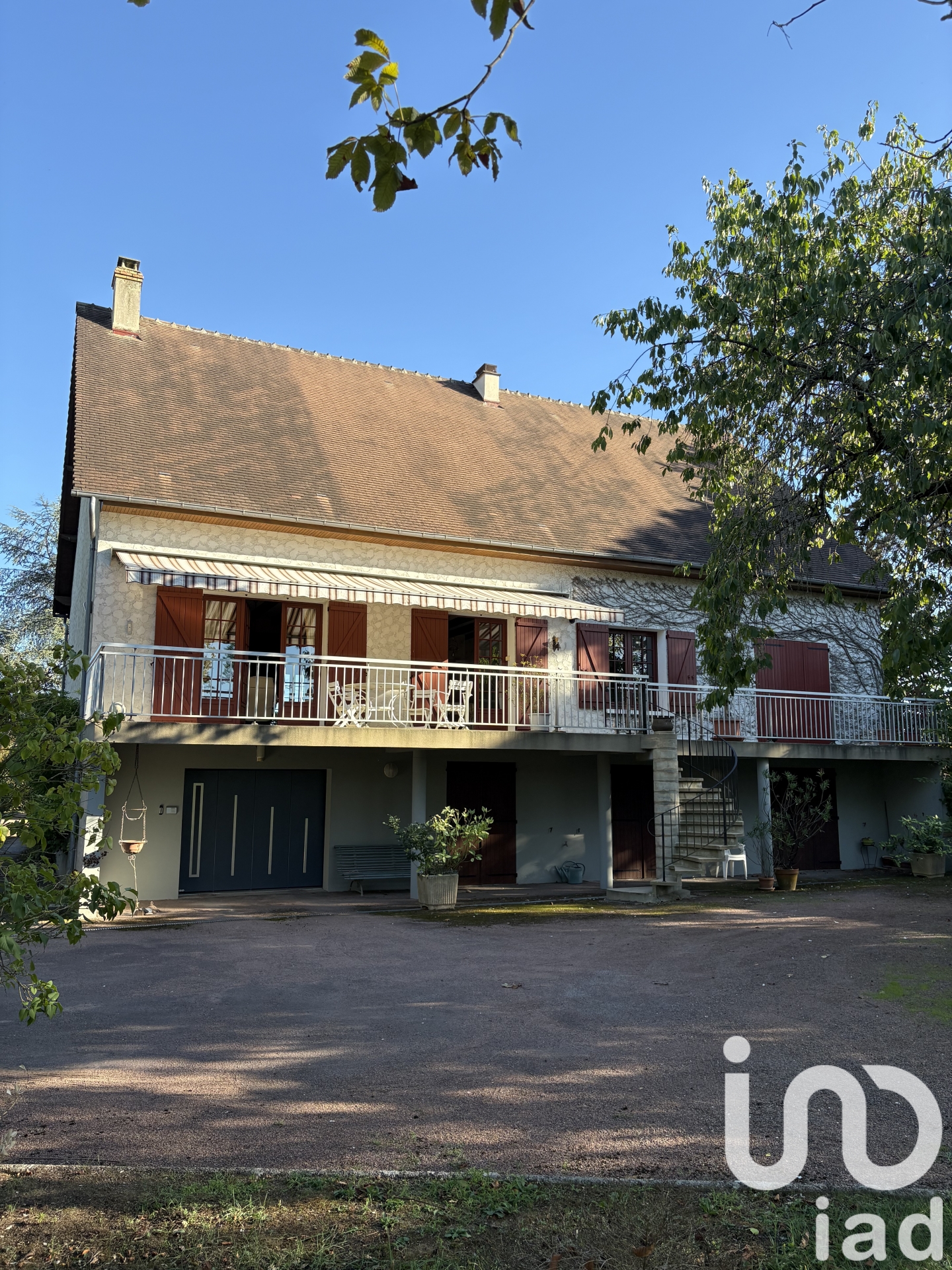 Maison 7 pièces 266 m²