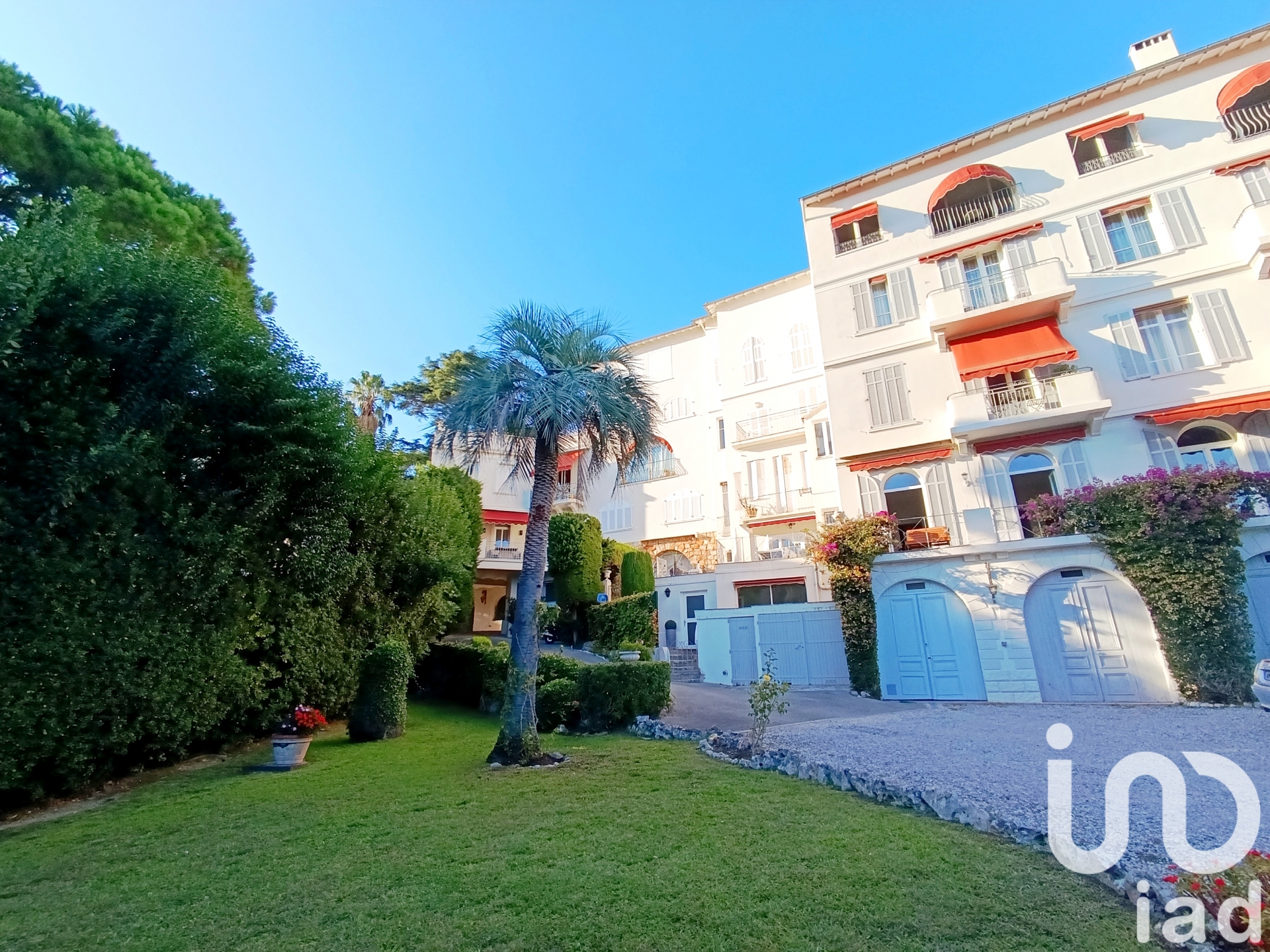 Appartement 2 pièces 64 m²