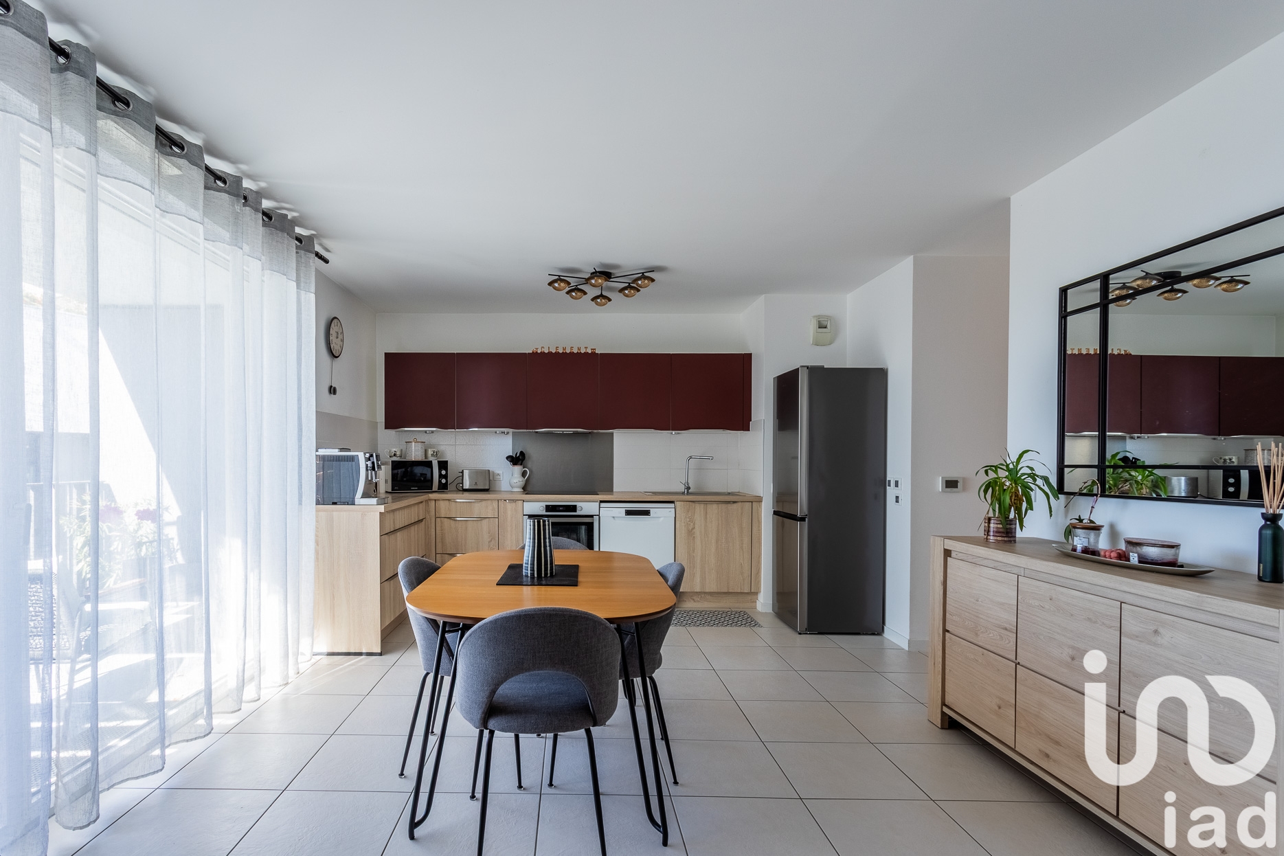 Vente appartement à Bordeaux (33300) : appartement 3 pièces 66 m² — 2