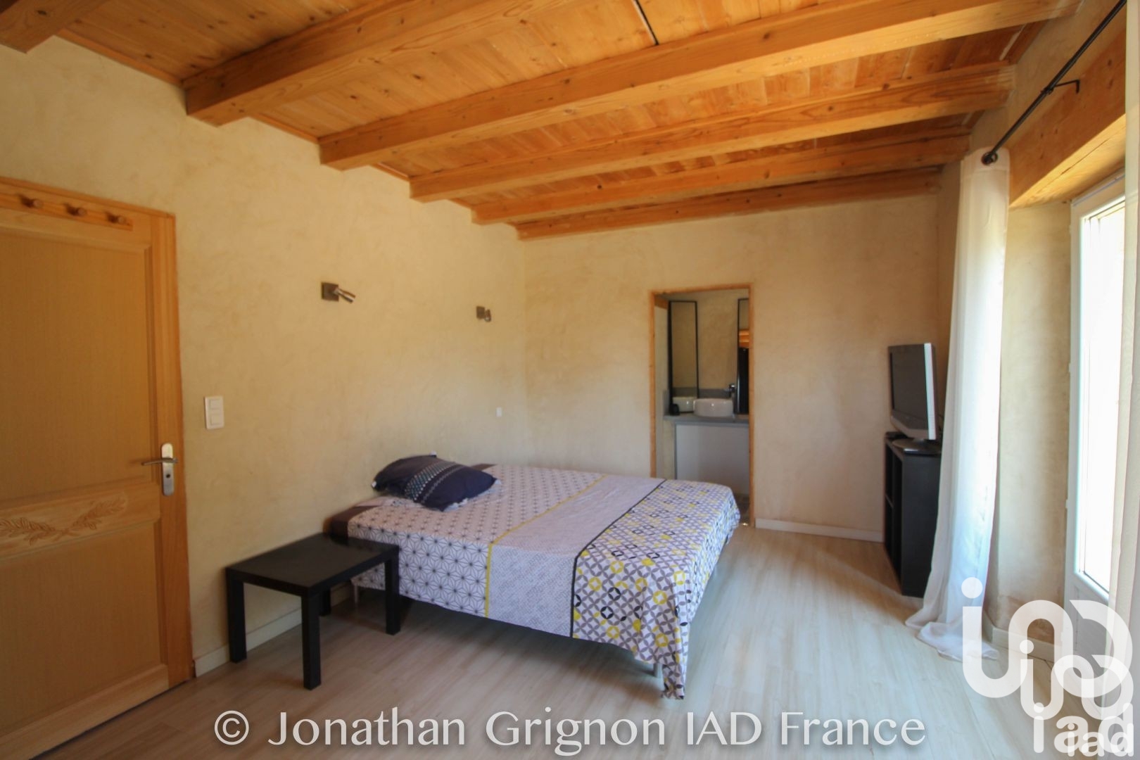 Vente maison à Saint-Maximin (30700) : maison traditionnelle 7 pièces 174 m² - 2101360 — 9