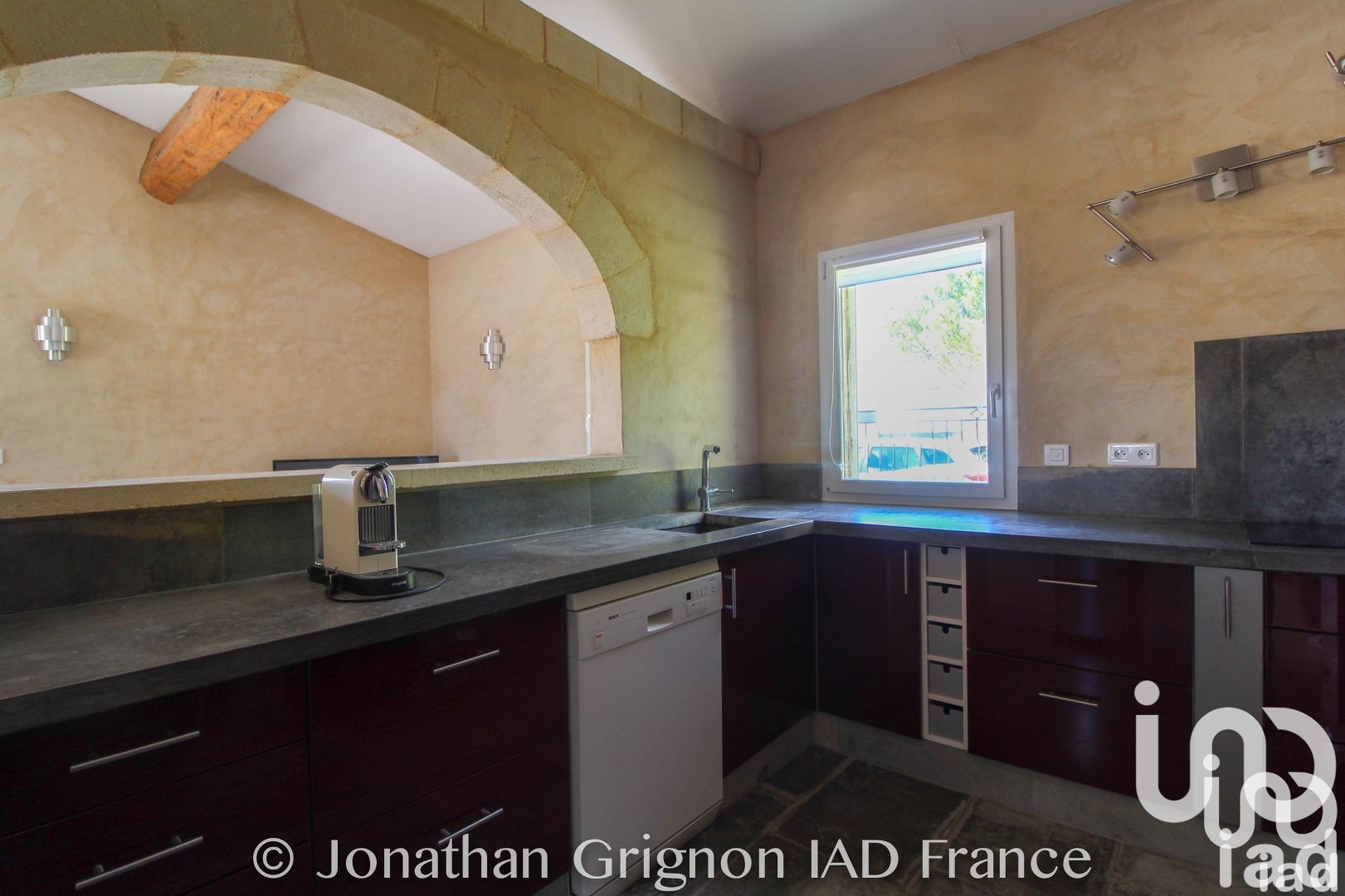 Vente maison à Saint-Maximin (30700) : maison traditionnelle 7 pièces 174 m² - 2101360 — 7
