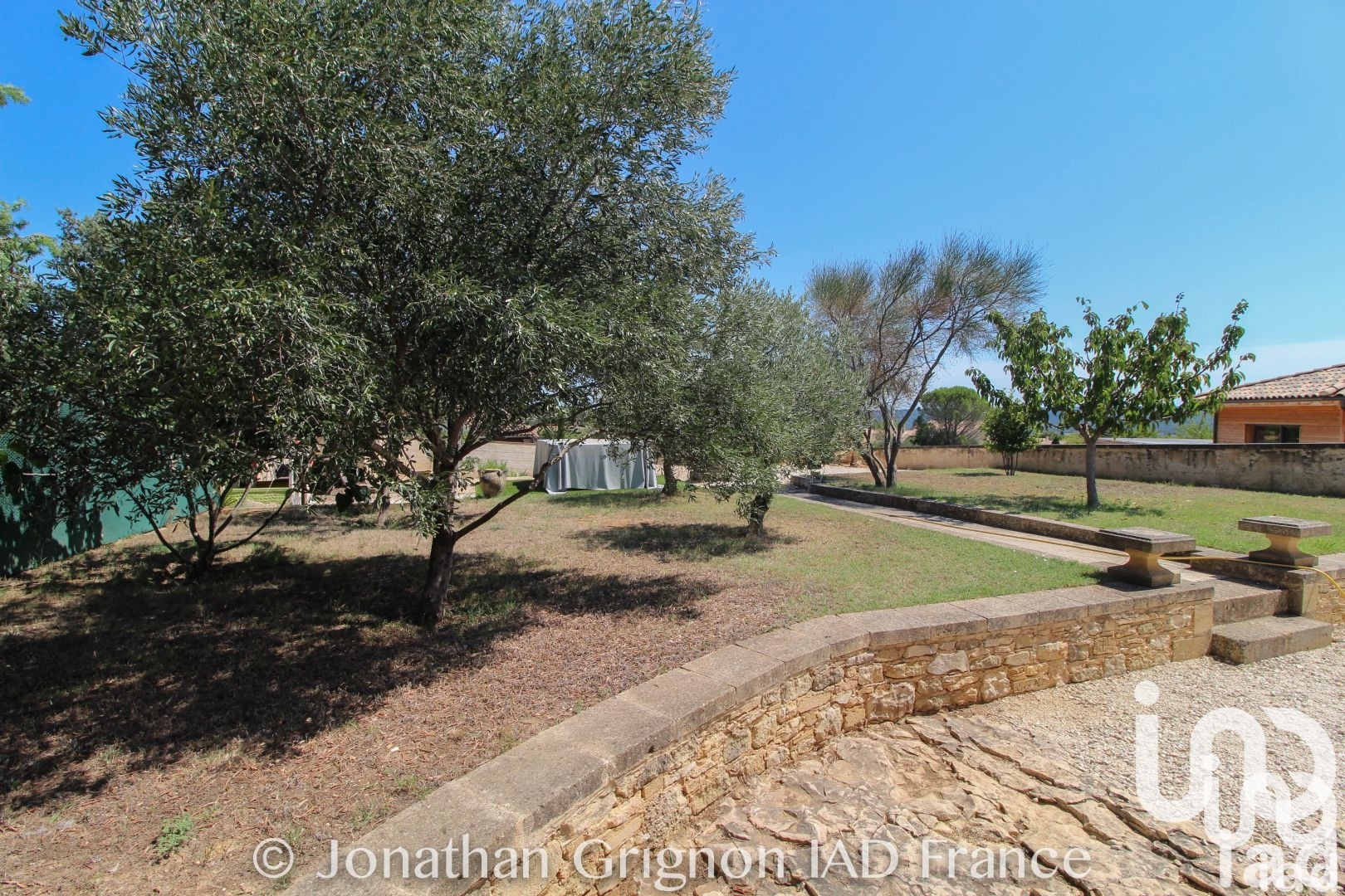 Vente maison à Saint-Maximin (30700) : maison traditionnelle 7 pièces 174 m² - 2101360 — 15