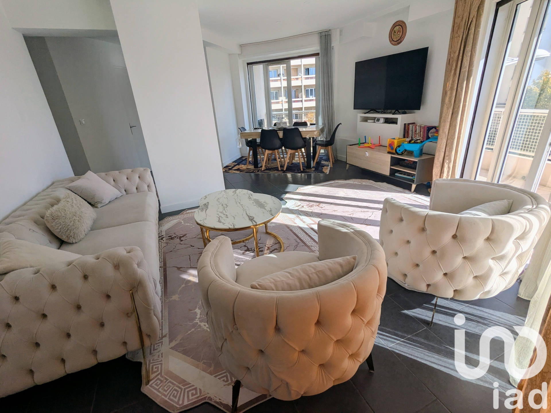 Vente appartement à Toulon (83000) : appartement 4 pièces 84 m² — 2