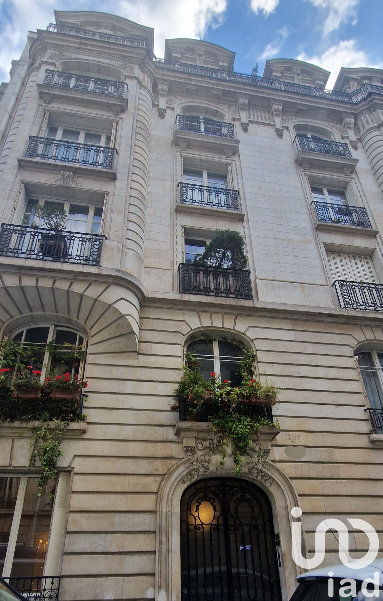Vente appartement à Paris (75008) : studio 1 pièce 6 m² — 2
