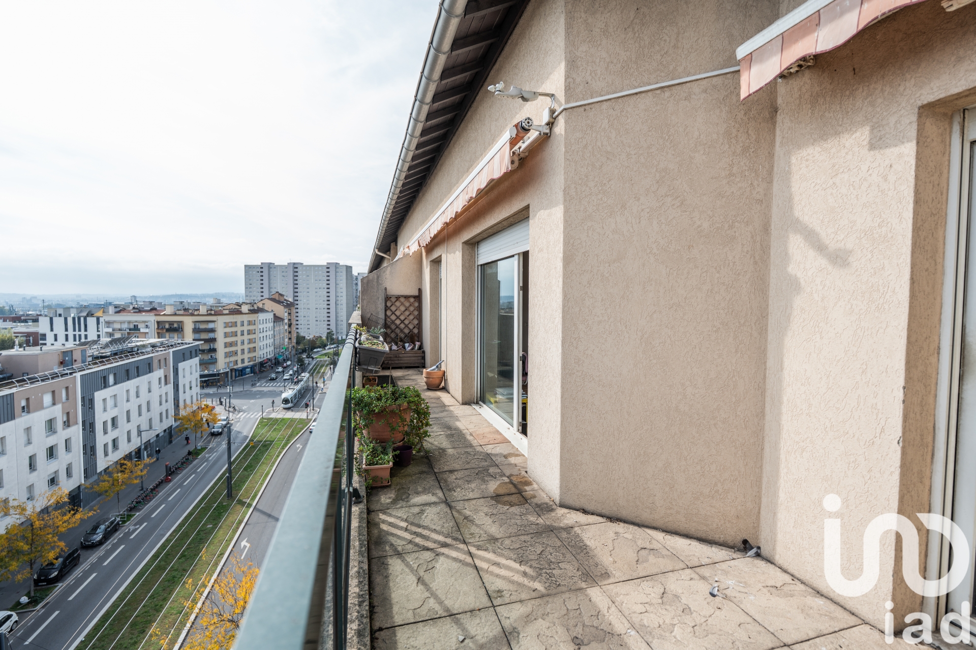 Vente appartement à Lyon (69008) : duplex 5 pièces 125 m² — 2