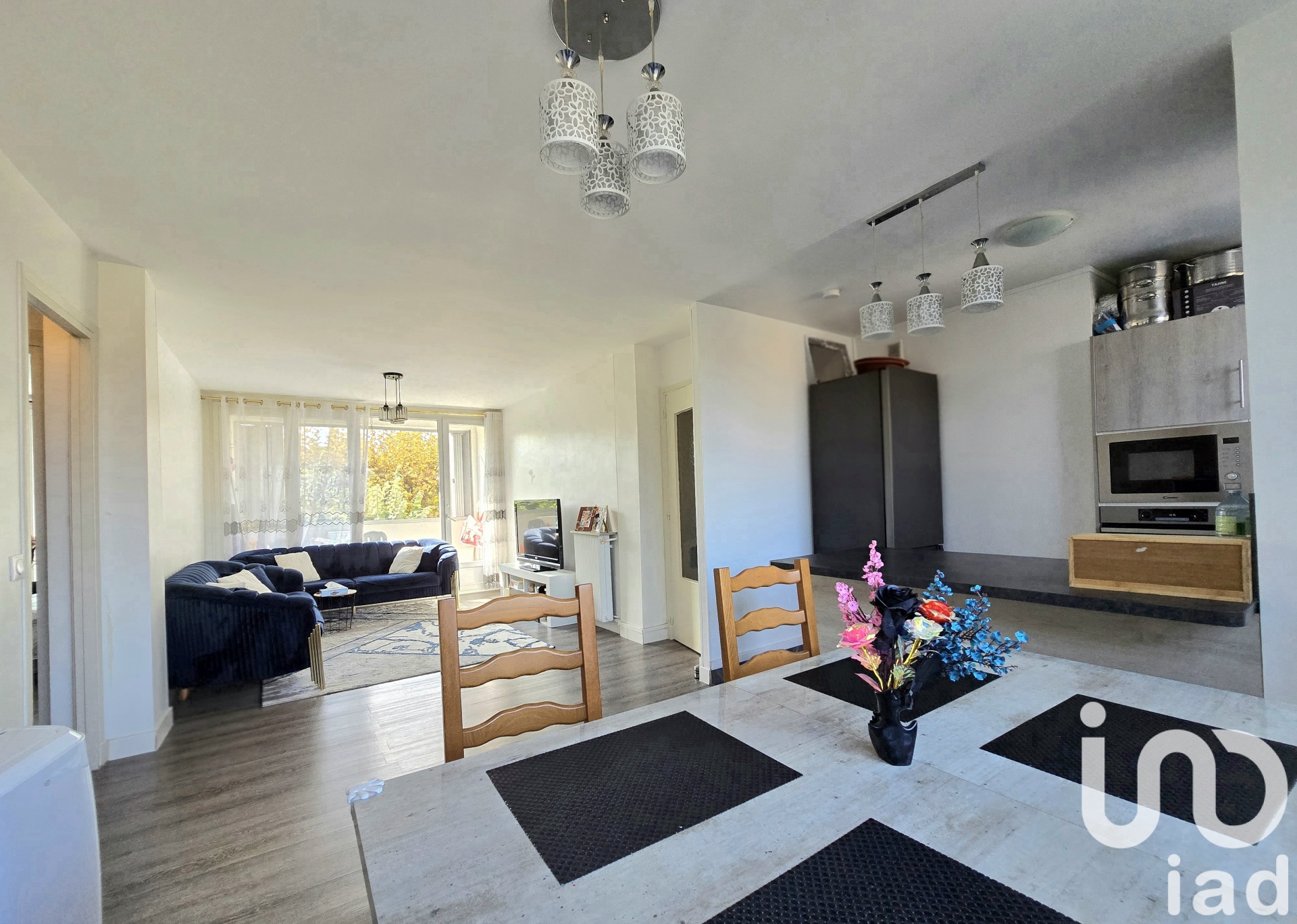 Vente appartement à Le Raincy (93340) : appartement 4 pièces 67 m² — 4