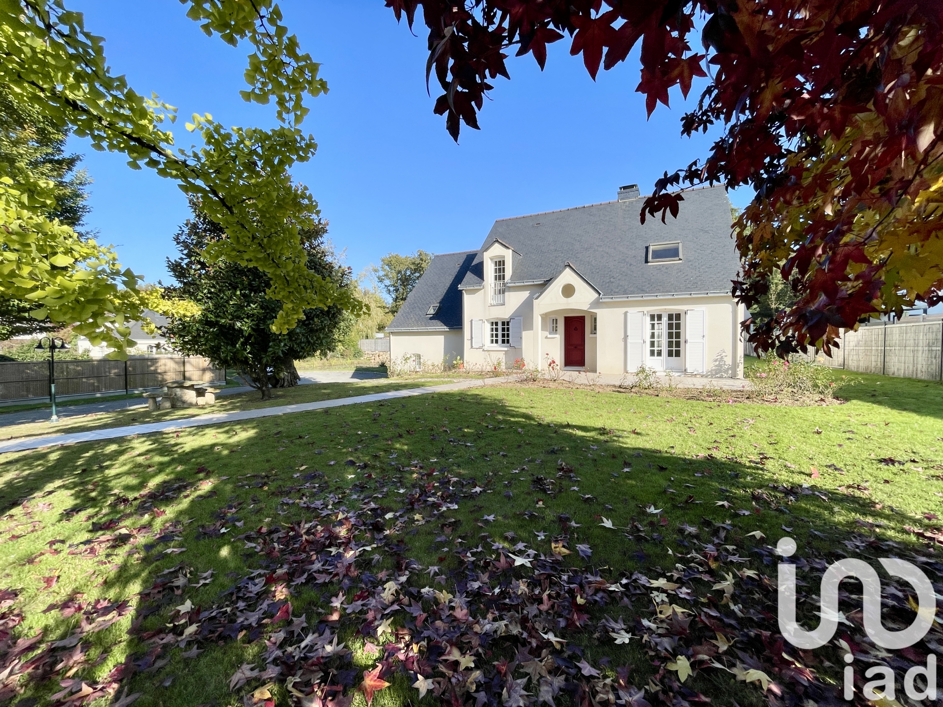 Maison à vendre à Treillières — 452 000 € — IAD France