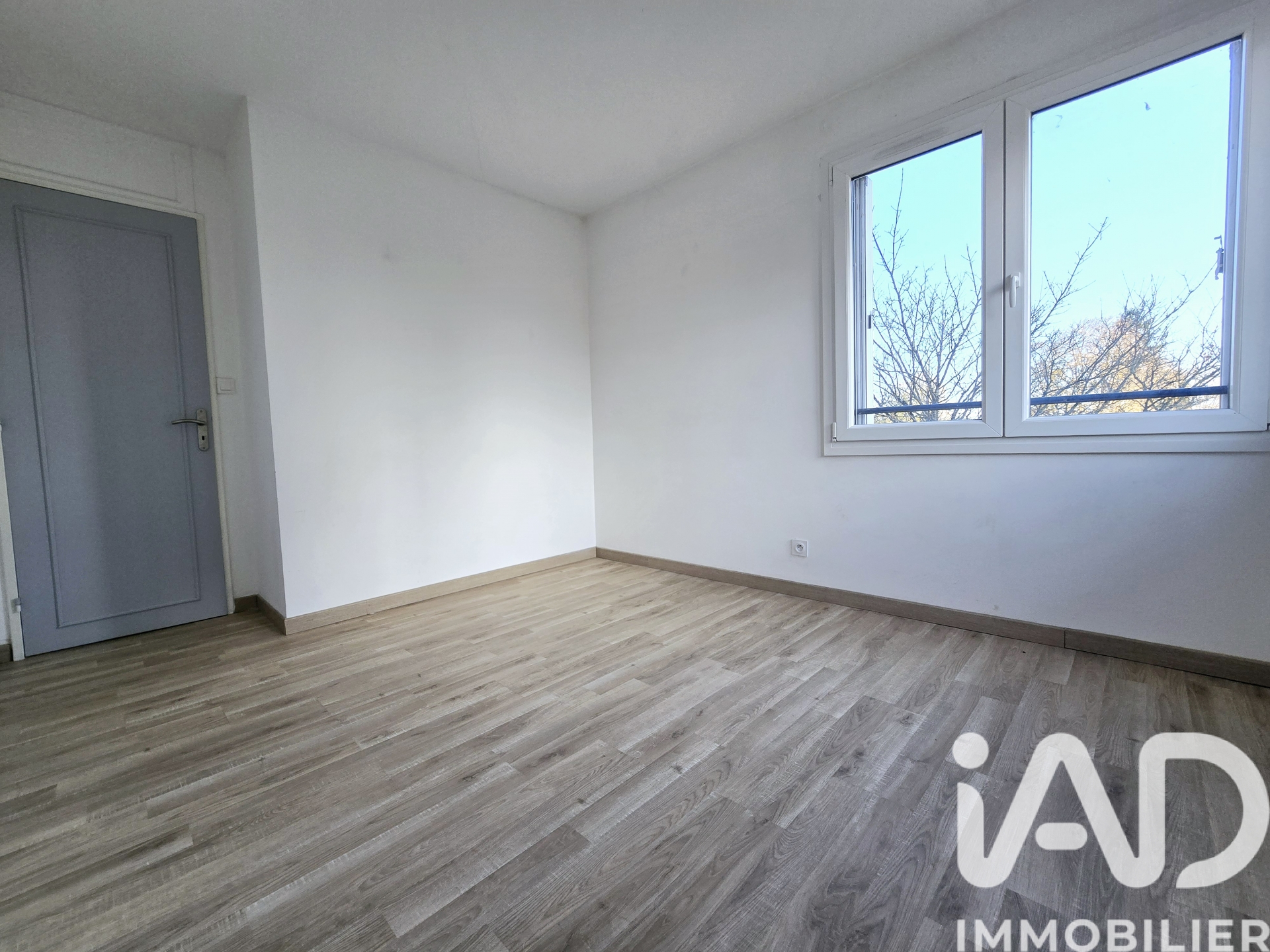 Vente appartement à Sedan (08200) : appartement 5 pièces 106 m² — 12