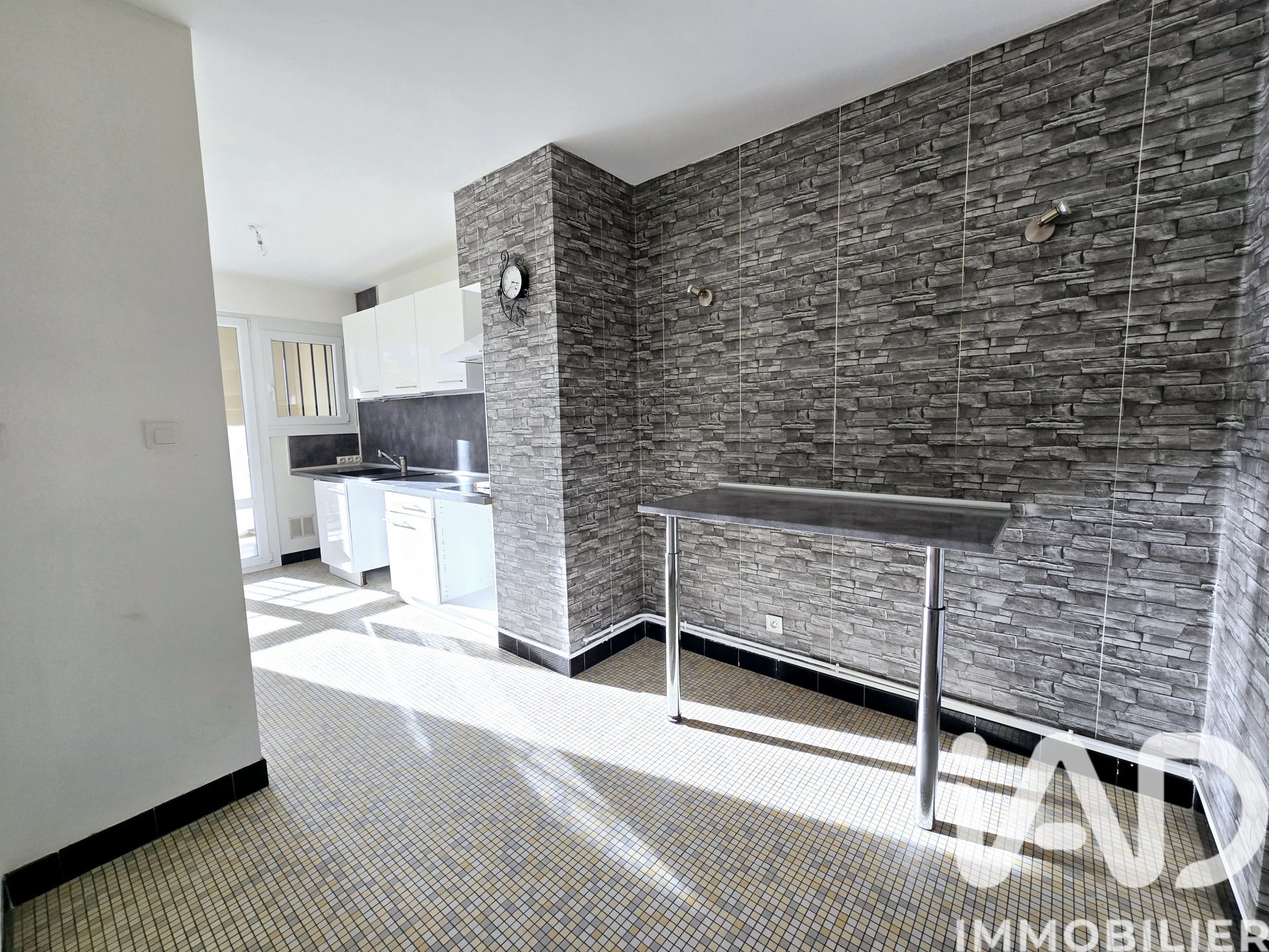 Vente appartement à Sedan (08200) : appartement 5 pièces 106 m² — 5