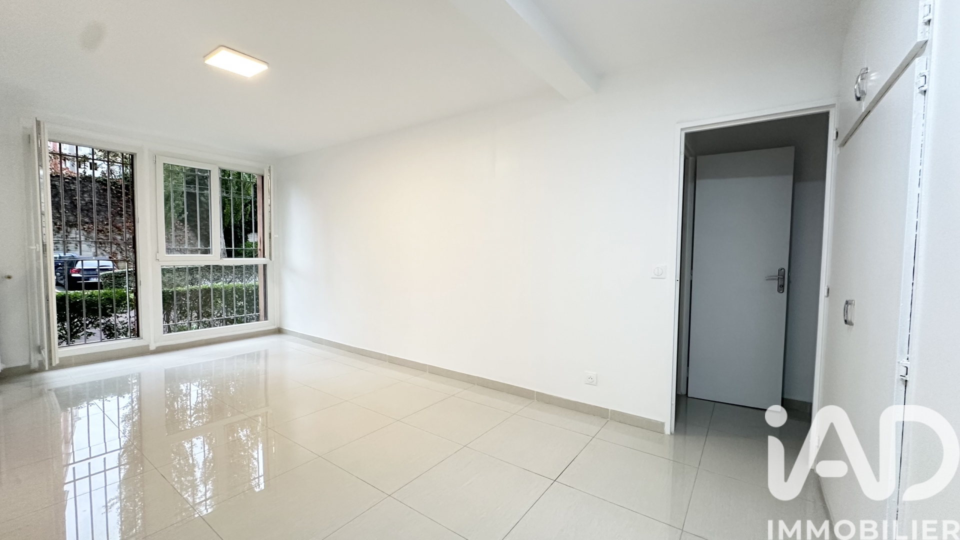 Vente appartement à Paris (75019) : appartement 3 pièces 51 m² — 2