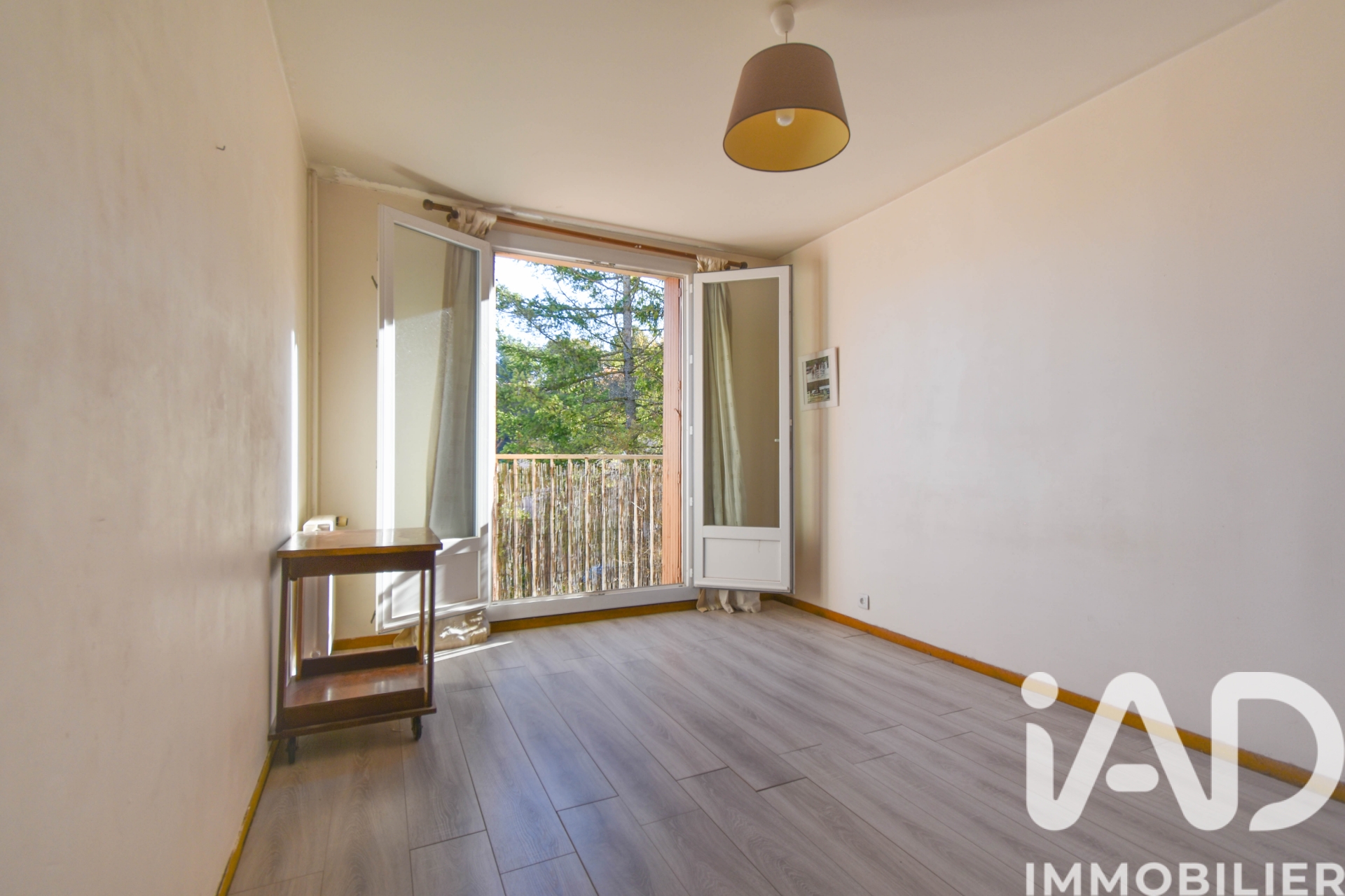 Vente appartement à Auriol (13390) : appartement 5 pièces 96 m² — 11