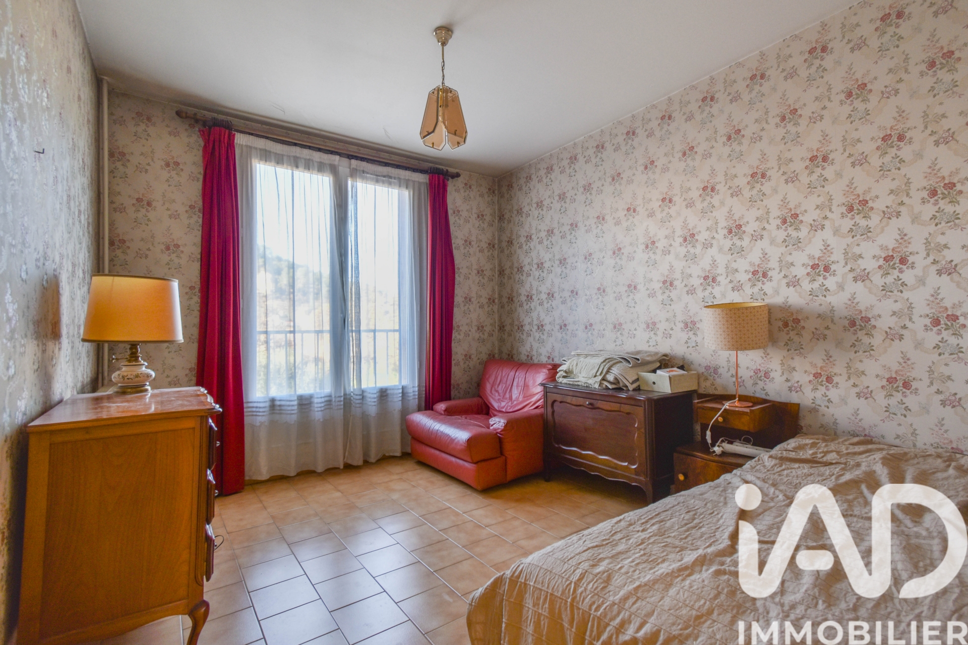 Vente appartement à Auriol (13390) : appartement 5 pièces 96 m² — 12