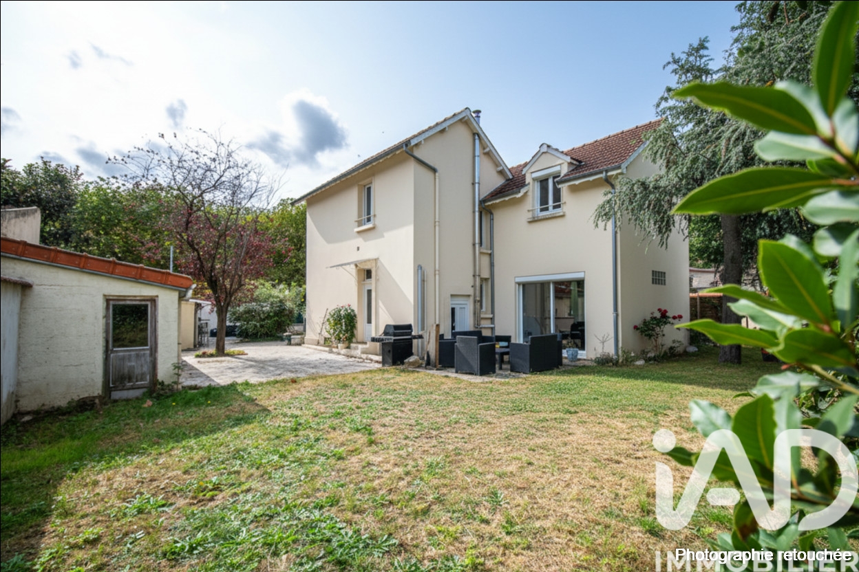 Vente maison à Saint-Maur-des-Fossés (94100) : maison 8 pièces 140 m² ...