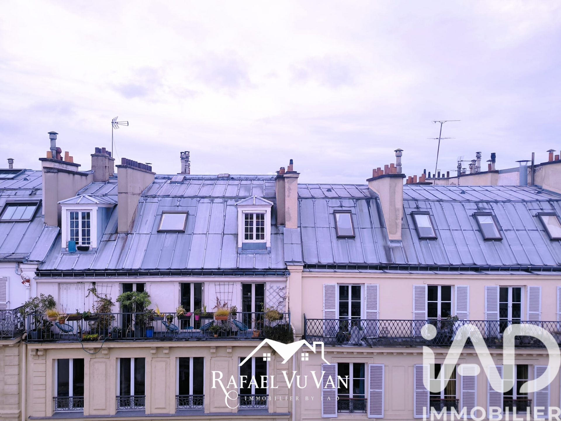 Vente appartement à Paris (75009) : studio 1 pièce 9 m² — 10
