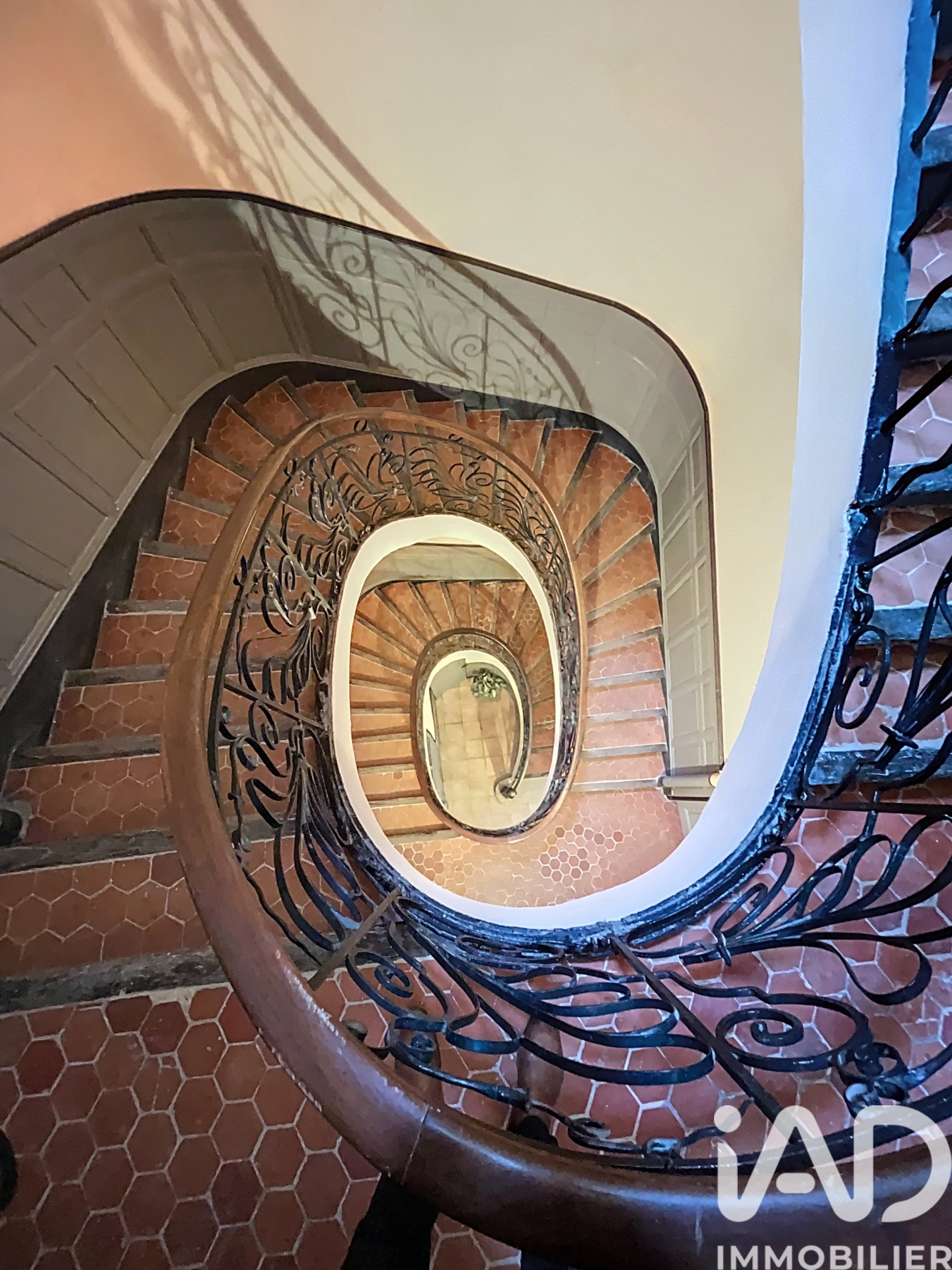 Vente appartement à La Ciotat (13600) : appartement 2 pièces 47 m² — 7