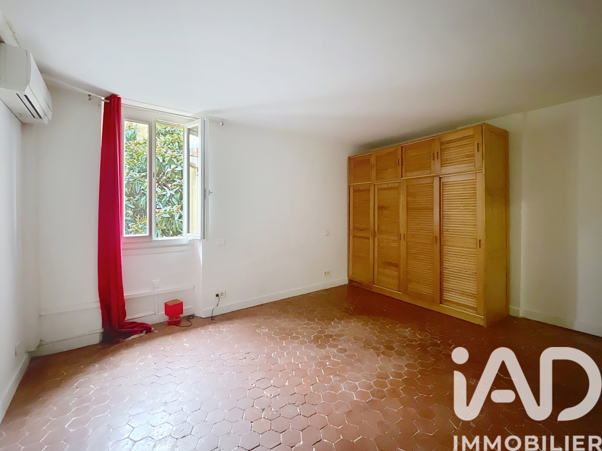Vente appartement à La Ciotat (13600) : appartement 2 pièces 47 m² — 4