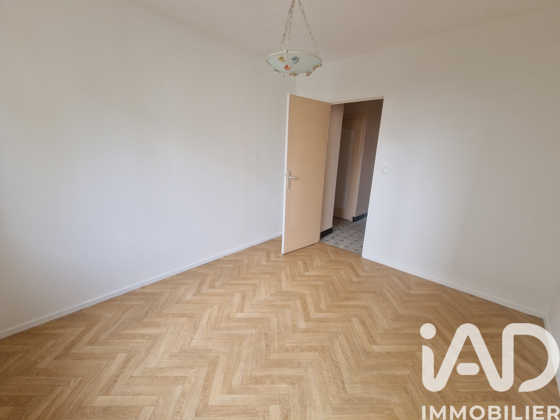 Vente appartement à Montargis (45200) : appartement 4 pièces 69 m² — 8
