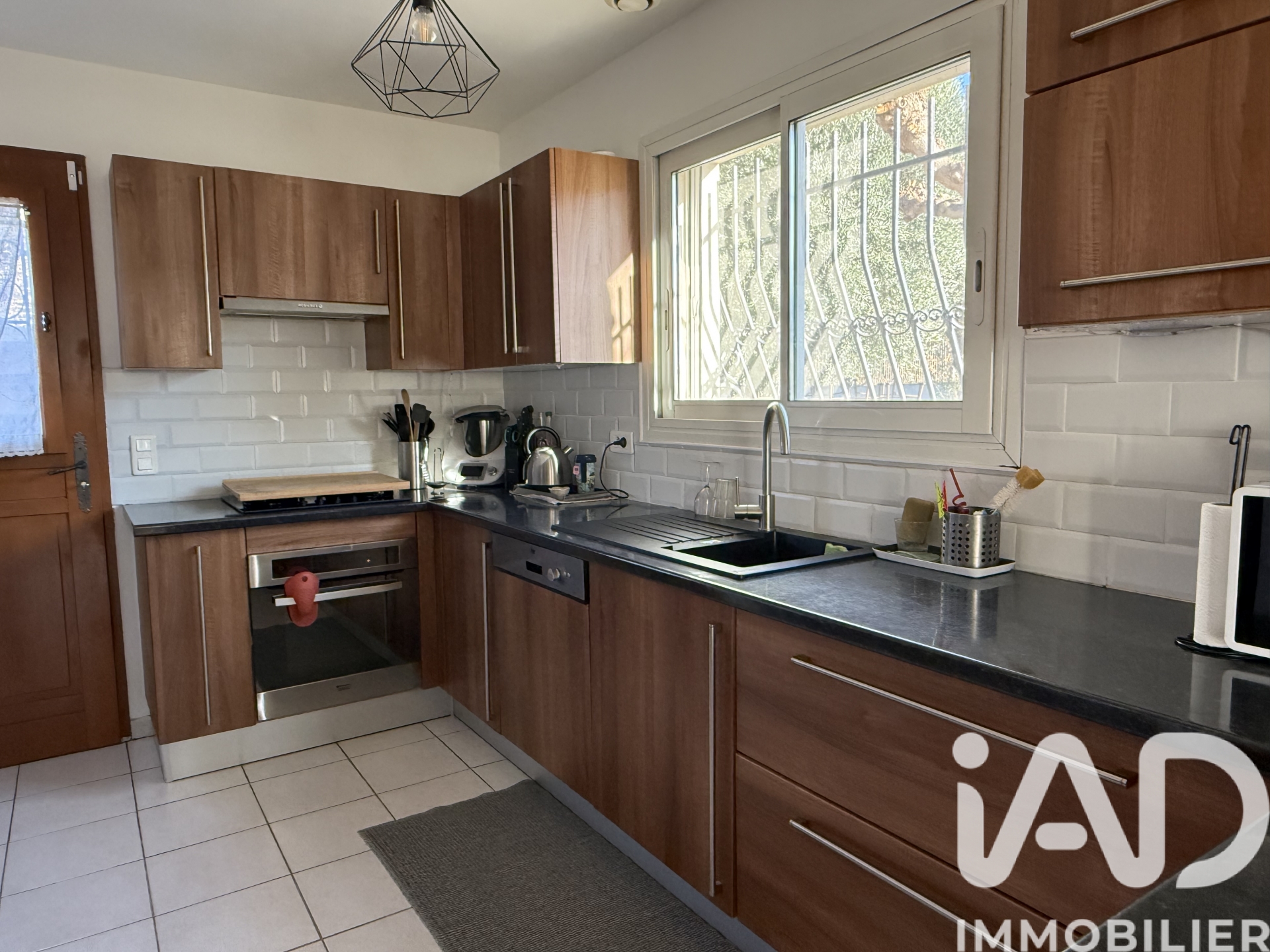 Vente maison à Le Castellet (83330) : maison traditionnelle 4 pièces 150 m² - 1919706 — 10