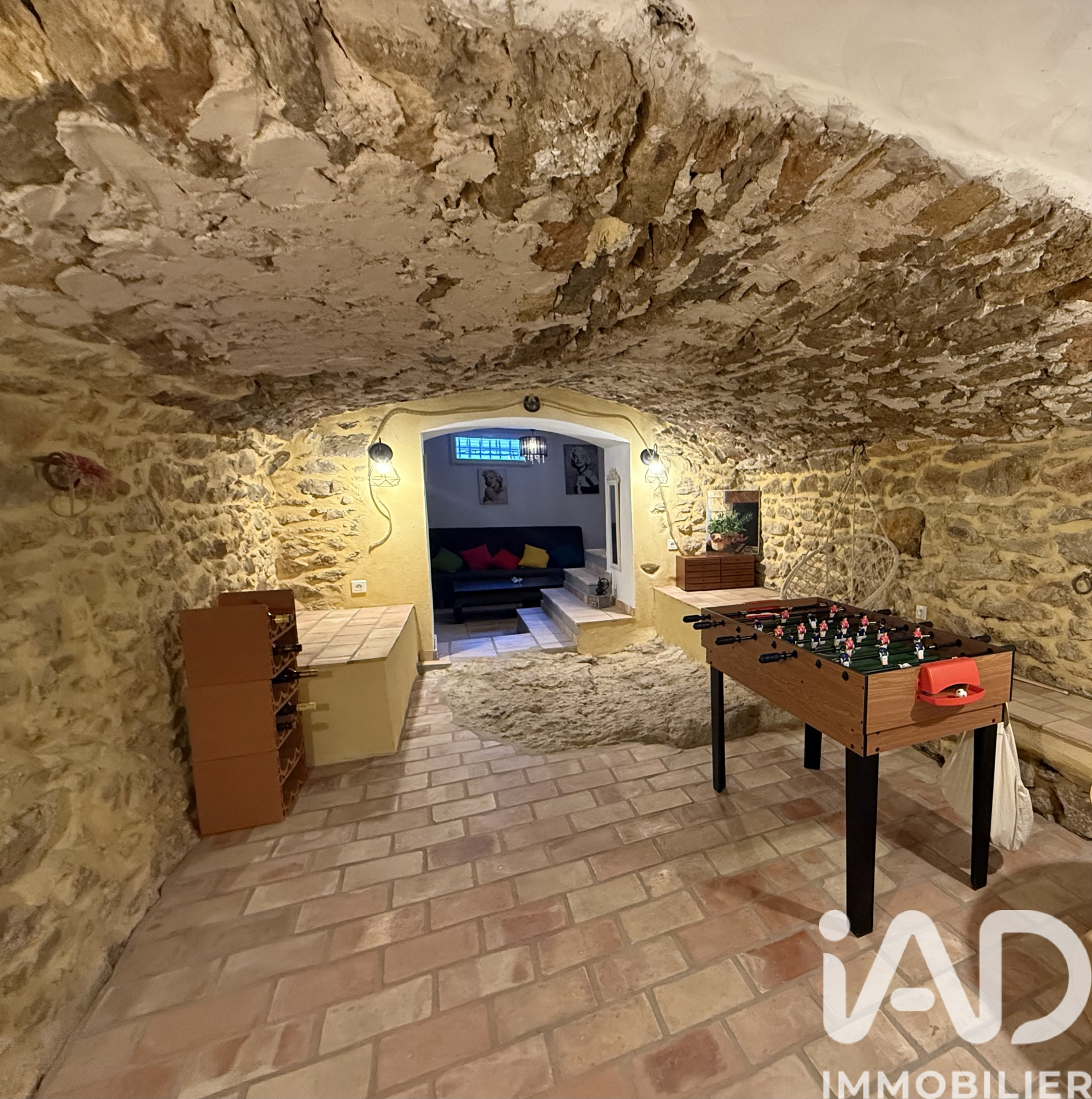 Vente maison à Le Castellet (83330) : maison traditionnelle 4 pièces 150 m² - 1919706 — 11
